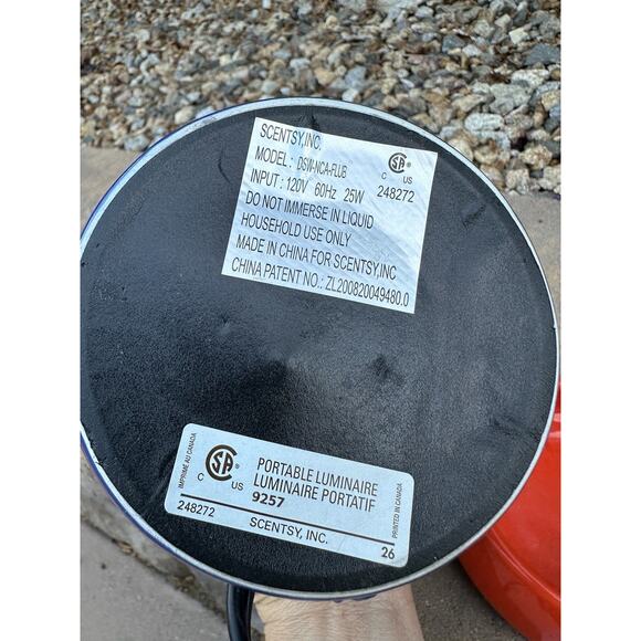 Scentsy Florida Gators Wax Warmer Campus Collection - no light bulb - Picture 8 of 8